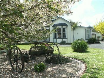 Coach House Guest house