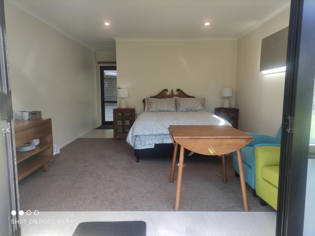 Coach House Guest house 4*